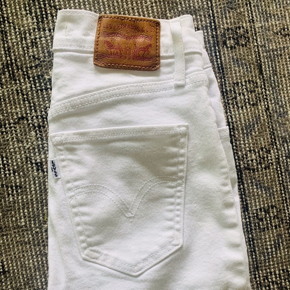 Levi's Mile High Super Skinny Jean - Picture 4 of 5